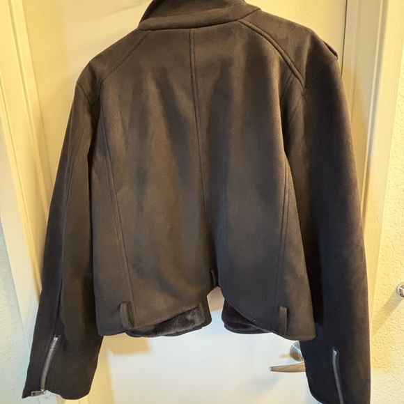 Forever 21 Black inside fur lining Women's Jacket - Picture 7 of 8